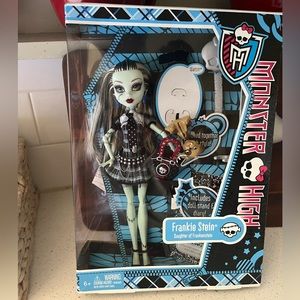 2012 Mattel Monster High Doll Frankie Stein NIB